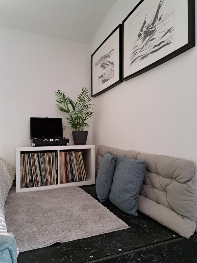 City Centar Apartman With Garden Appartement Zagreb Buitenkant foto